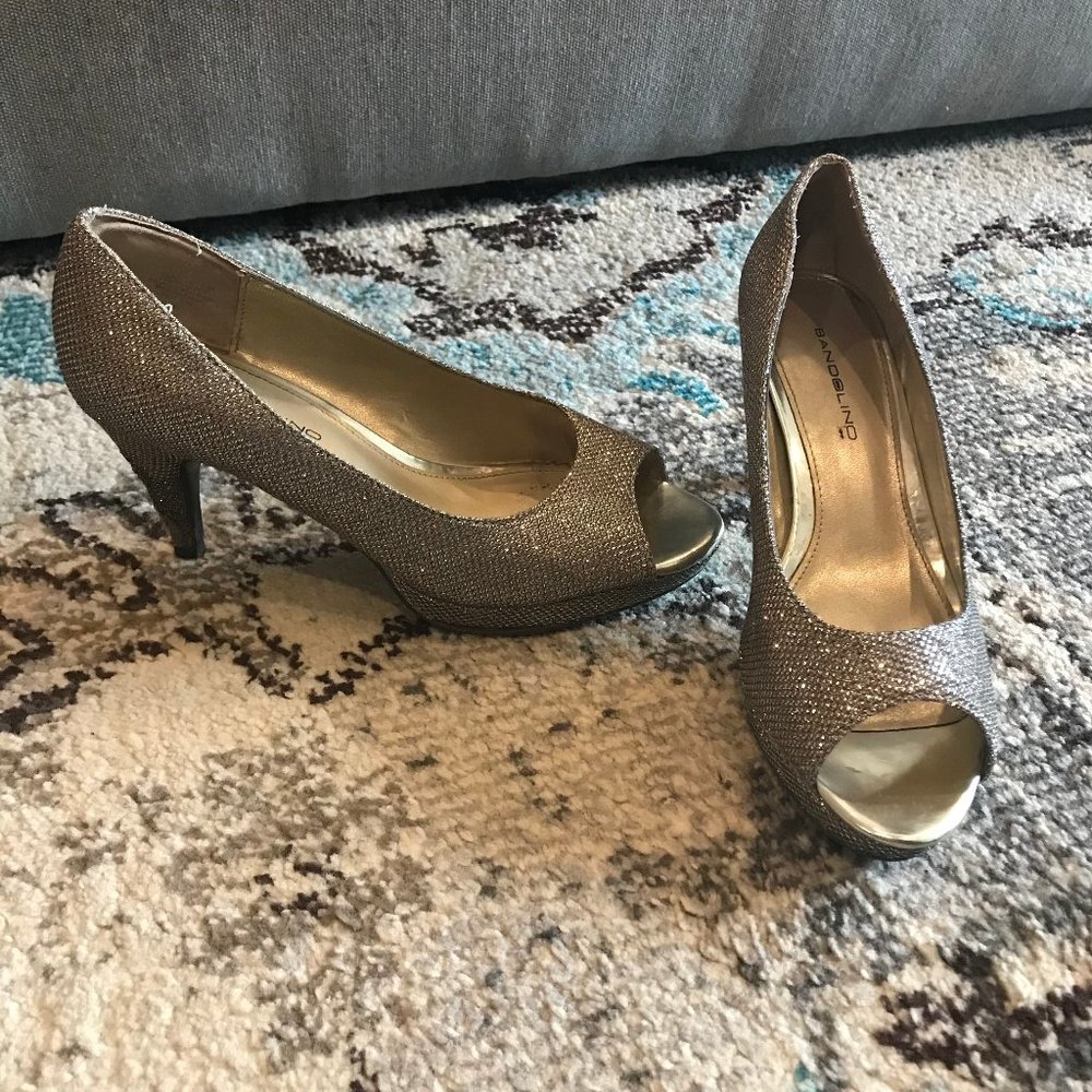 Bandolino peep toe sparkly 3" heels